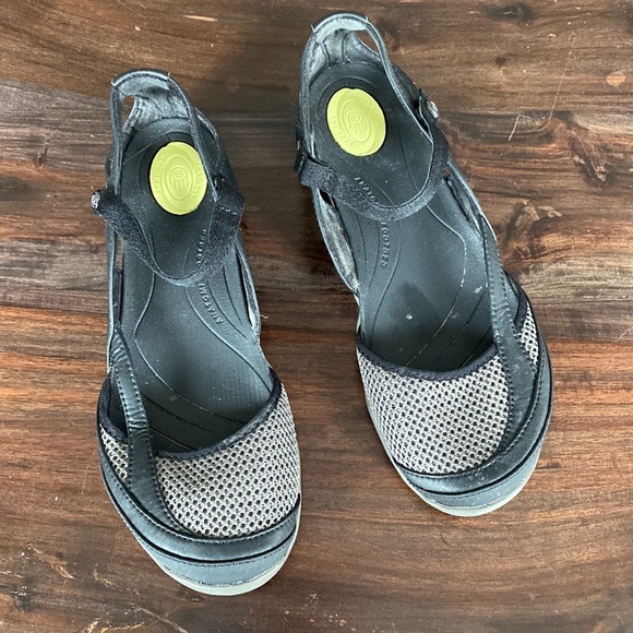 Teva Shoes - Teva Northwater Sport Closed Toe Shoes